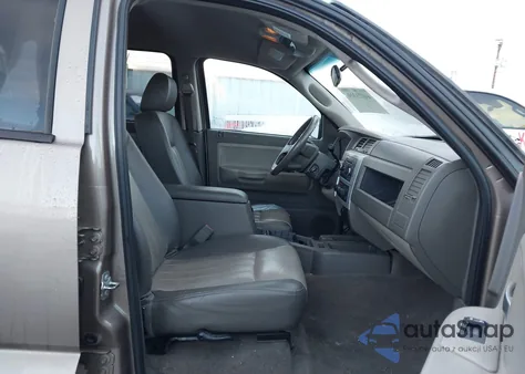 2010 Dodge Dakota Slt z USA, uszkodzony, nr VIN 1D7CW5GP6AS199594